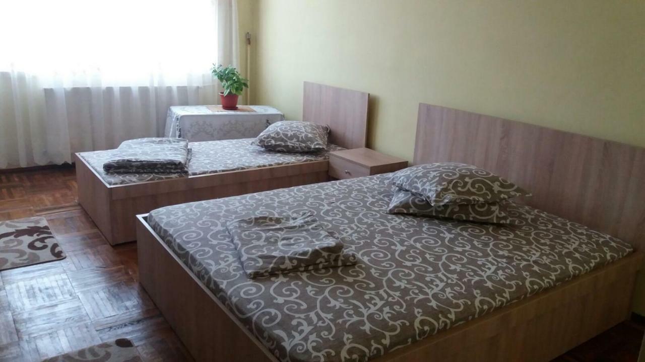 Apartament cu 2 camere Călimăneşti Exterior foto